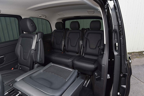 Mercedes 7 Seater Hire Grantham | VIP Chauffeur Services Grantham